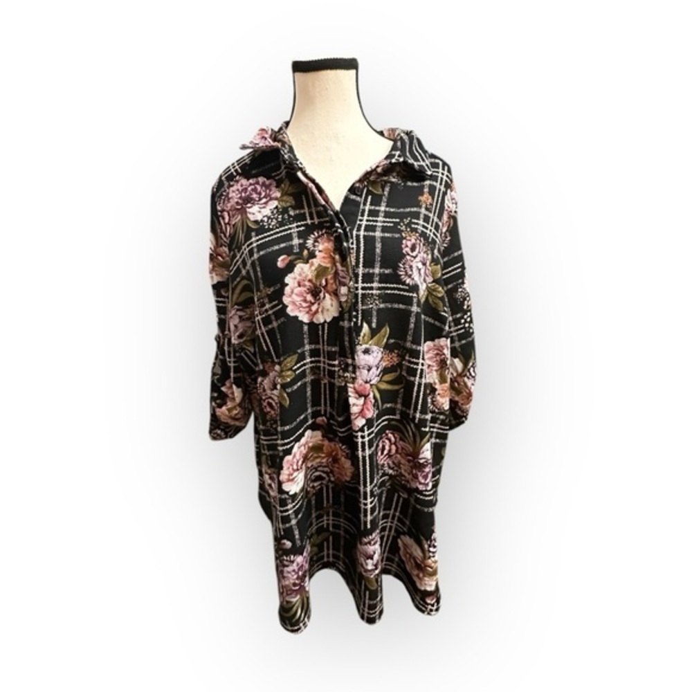 Women’s 1X Mandee Black Plaid Floral Half Button Georgette 3/4 Sleeve Top